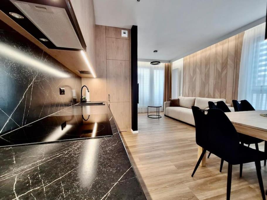 Easy Rent Apartments- Business Center 205 ルブリン エクステリア 写真